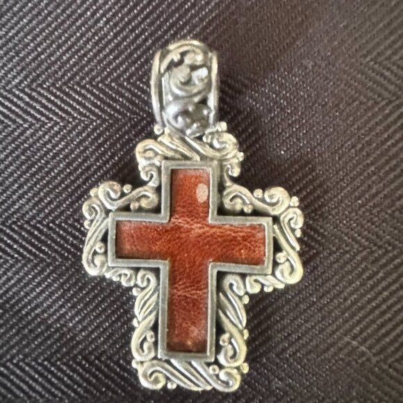 Gorgeous Cross Pendant Sterling Sivler 925 - Picture 6 of 6